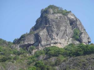 鸡笼山主峰