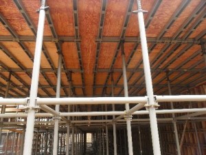 新型建筑模板支撑架