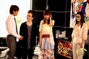 《夏家三千金》张董事长