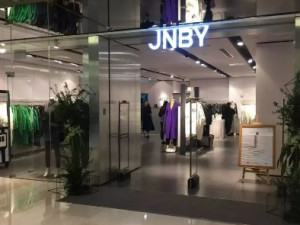 江南布衣门店