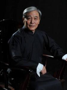 马志明