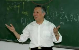 吴文虎给学生上课