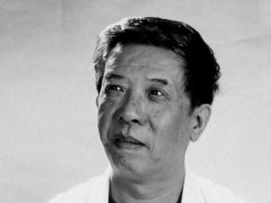 高一鸣