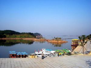 鄱阳湖湿地科学园游船码头
