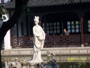 南京莫愁湖边莫愁女像