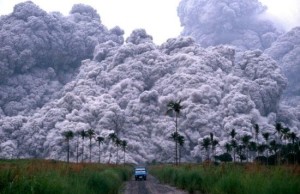 皮纳图博火山爆发