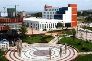 学院建设