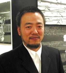 韩家英