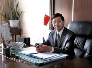 校长 邱东民
