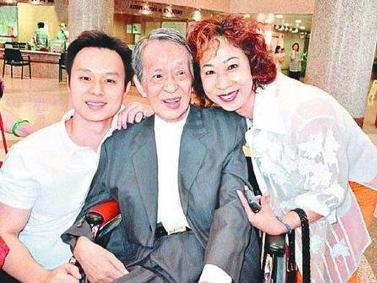 关海山与妻儿