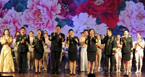 沈阳军区政治部前进歌舞团