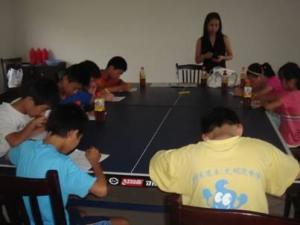 朱定村组织青少年开展迎世博知识竞赛 朱定村组织青少年开展迎世博知识竞赛