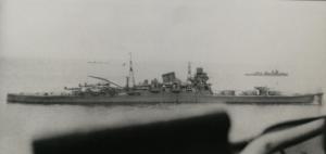 1942年5月27日在柱岛泊地的利根，在为中途岛海战准备