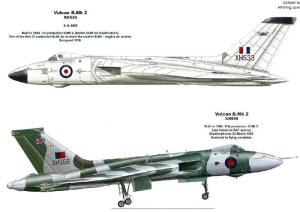 第一架B.2 XH533与最后一架B.2 XH558