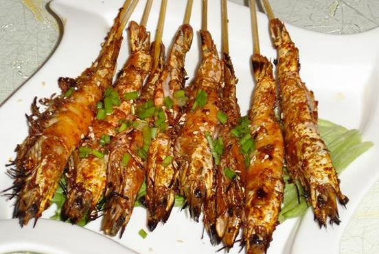 生烤鱼串
