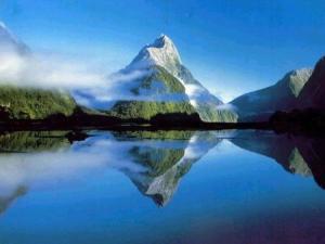 美国黄石湖美景