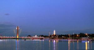 额敏夜景