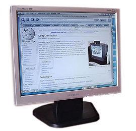 15英吋的TFT-LCD