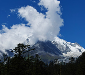 贡嘎山