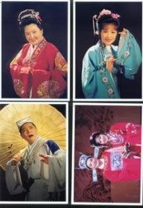 大型古装滑稽戏《方卿见姑娘》