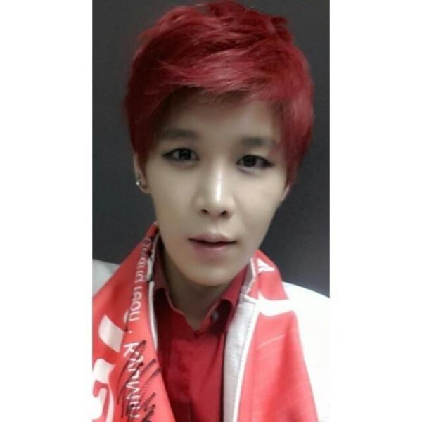 hanbyul led apple selca