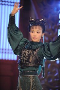 据宋代乐史《杨太真外传》载,唐玄宗曾在清元小殿举行表演会,让谢阿蛮