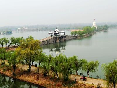 八里河风景区