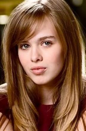 伊莎贝拉·麦克罗林