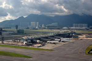 香港国际机场中场客运廊