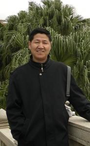 剧作家郑海文