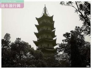 七塔寺