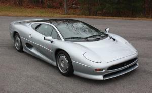 捷豹XJ220