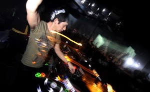 夜场DJ