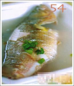鲜鲤鱼汤