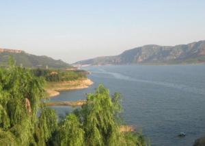 龙泉湖