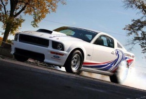 2012款福特野马Cobra Jet