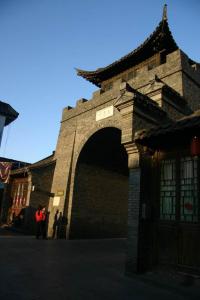 东圈门