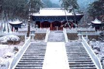 千山 庙宇