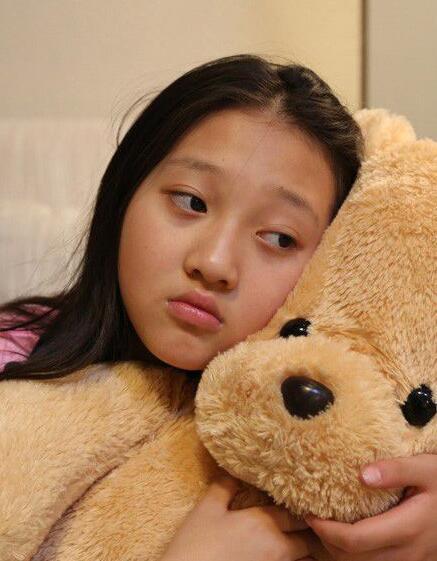 小雪(杨心仪 饰)