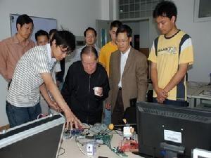 俞大光院士指导工作