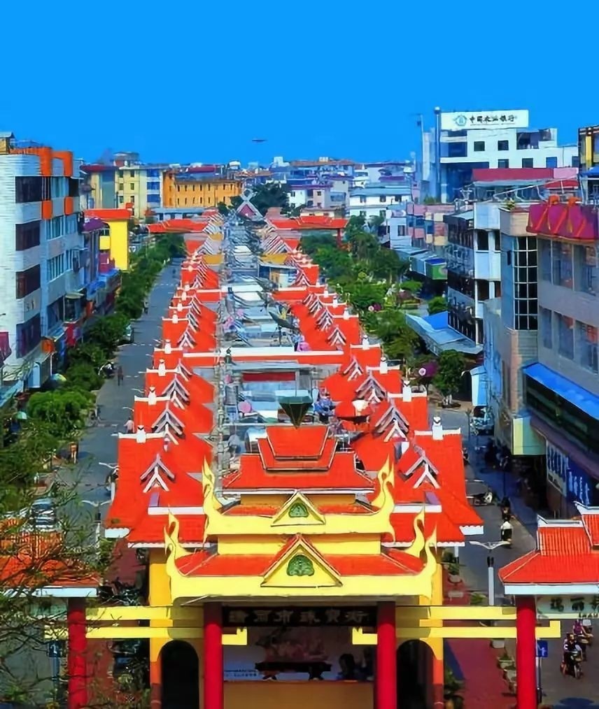 瑞丽(云南省德宏傣族景颇族自治州辖市)