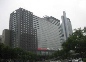 世茂大厦外观