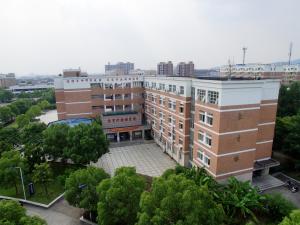 经贸外国语学院
