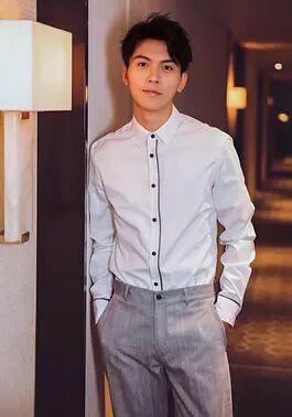 文生(1994年11月30日-),出生于重庆市,中国内地男演员,毕业于复旦大学