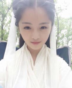 付柔美琦剧照