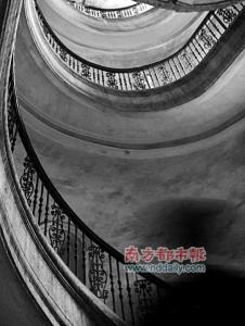 陈廉伯公馆的旋转楼梯很有美感。