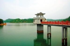 红花湖水景
