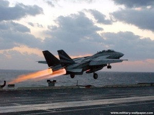 F-14战斗机在起飞