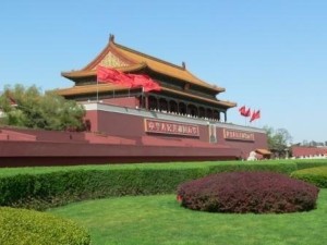 重檐歇山顶的天安门