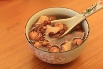 外台茯苓饮